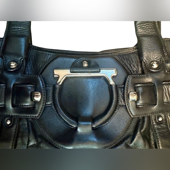 Salvatore Ferragamo Lambskin Gancini Shoulder Bag - Picture 5 of 16